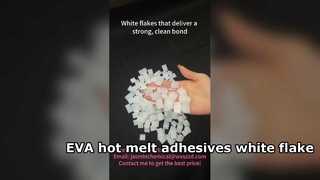 Adesivi hot melt EVA in scaglia bianca